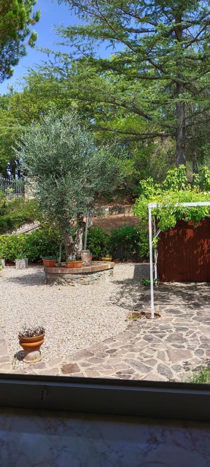 Villa Santa Margherita - La Suvera Ponte A Bozzone Bagian luar foto